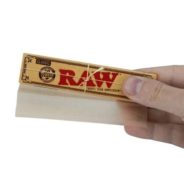 RAW CLASSIC KING SIZE SLIM 20TH ANNIVERSARY SPECIAL ROLLING PAPER 50CT/ BOX - Image 4